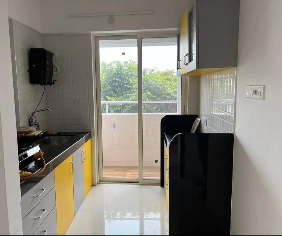 The 1 Apartment